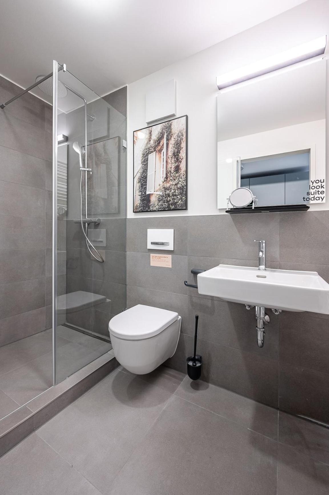 Limehome Stuttgart Elsenhansstr Estugarda Quarto foto