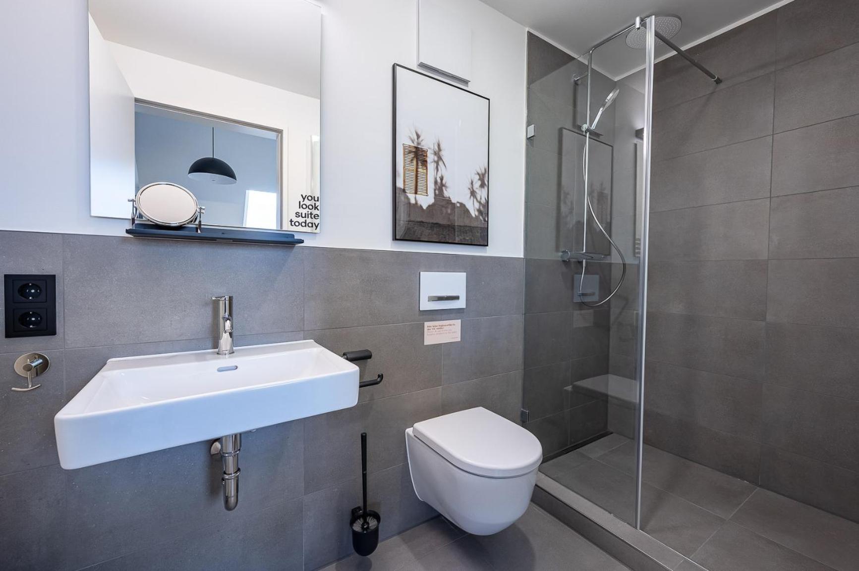 Limehome Stuttgart Elsenhansstr Estugarda Quarto foto